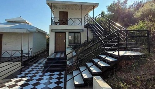 Standard Cottage, Balcony, Pool View