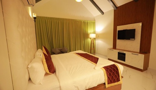 Honeymoon Cottage