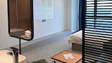 Business Room, 1 Queen Bed
