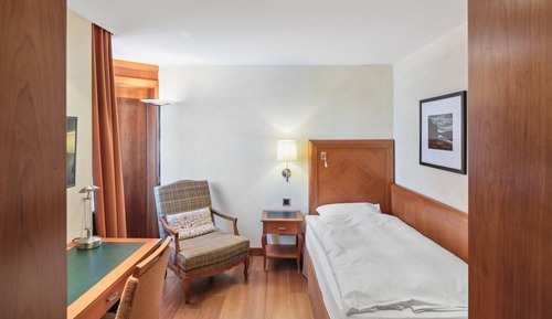 Single Room, Valley View
