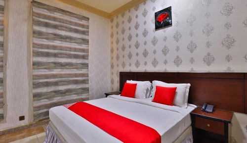 Basic Double Room Single Use, 2 Twin Beds