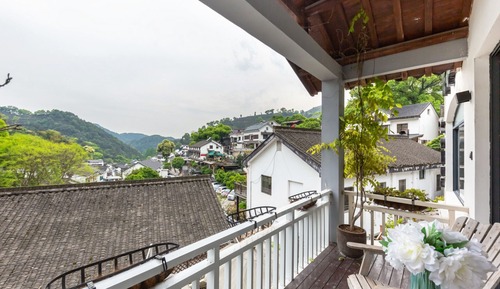 Family Triple Room, Balcony, Hill View