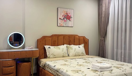 Deluxe Apartment, 3 Bedrooms, Balcony, City View