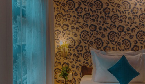 Classic Cottage, Pool View