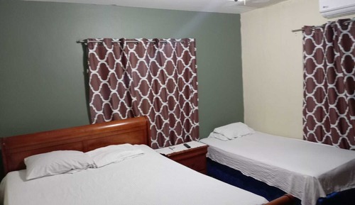 Economy Triple Room