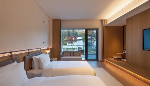 Double Room, Hill View