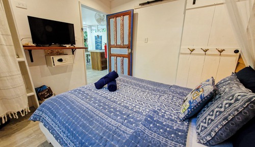 House, 3 Bedrooms, Garden View