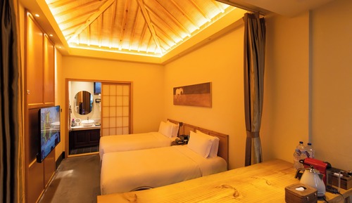 Business Twin Room, Garden View