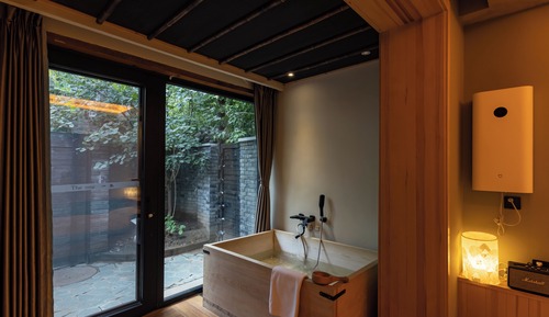 Traditional Double Room, Garden View