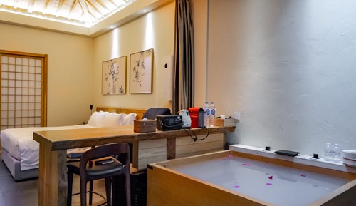 Junior Double Room, Garden View