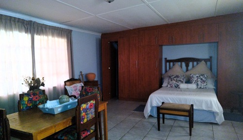 Studio, Multiple Beds, Private Bathroom, Garden View