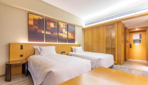 Garden View Twin Room