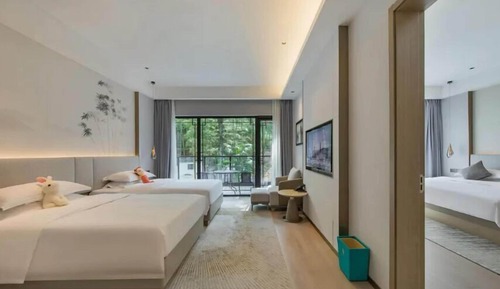 Elite Triple Room