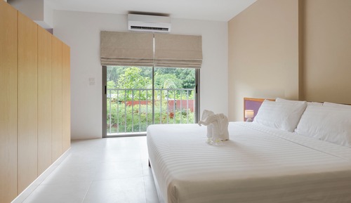 Sunrise Suite