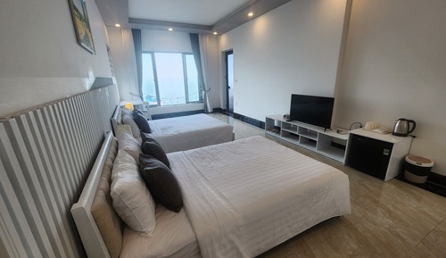 Family Room, Ocean View