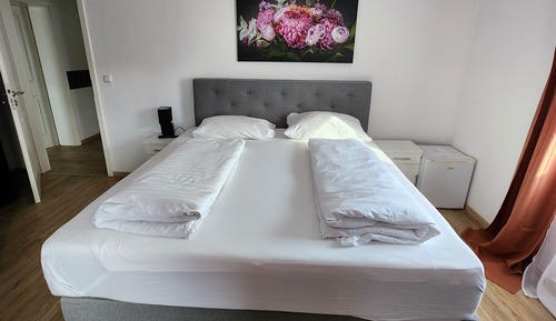 Single Room, City View