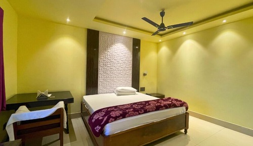 Signature Single Room