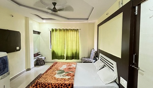 Deluxe Double Room, City View