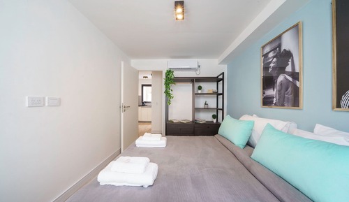 Family Apartment, City View