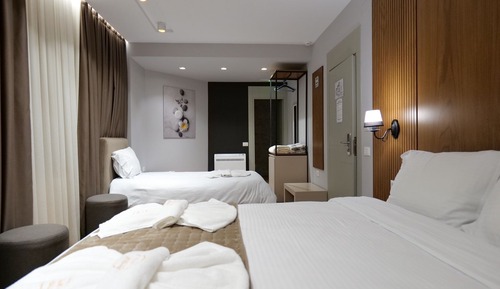 Room, Balcony, Park View