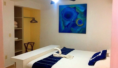 Comfort Apartment, Pool View