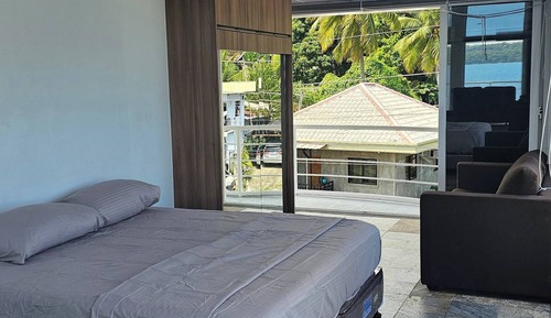 Studio, Multiple Bedrooms, Accessible, Smoking