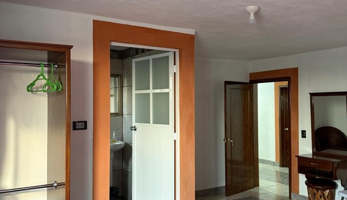 Basic Single Room, Patio