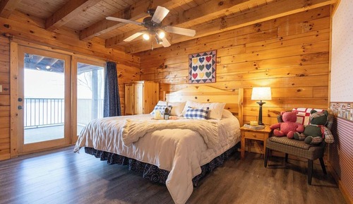 Family Cabin, Lake View