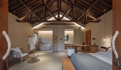 Basic Double Room, Balcony, Hill View