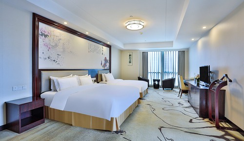 Family Triple Room, Non Smoking, City View