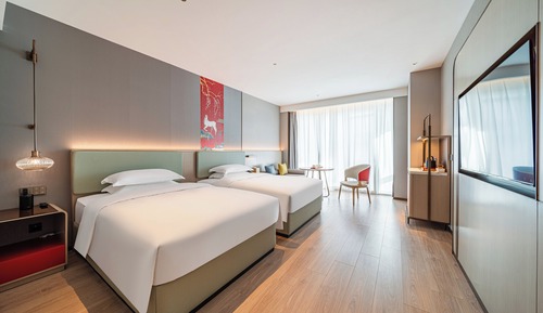 Comfort Twin Room, City View