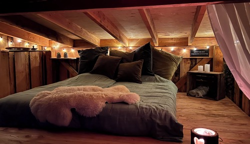 Exclusive Double Room, Partial Lake View