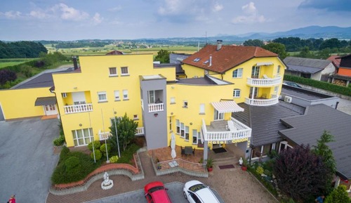 Single Room (Single Room with Balcony)
