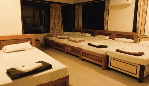 Six Bed Ac Room