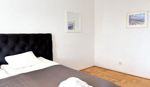 Superior Studio, City View