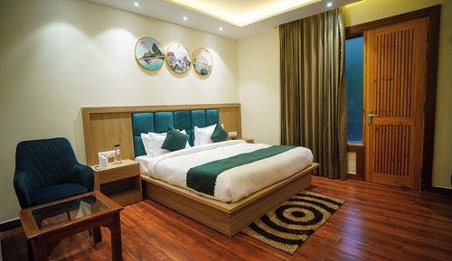 Comfort Quadruple Room, Balcony, Valley View