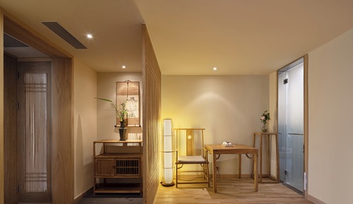 Luxury Suite, Balcony, Mountain View
