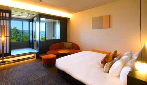 Deluxe Double Room with Cypress Onsen View Bath - Non-Smoking