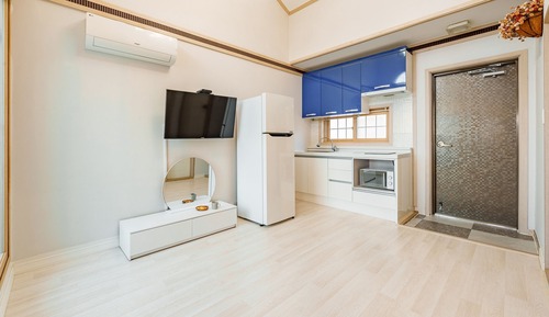 Basic Room, 1 Bedroom (Gomsal 202 (Terrace, No Pets Allowed))