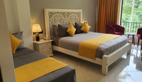 Classic Double Room, Balcony, River View
