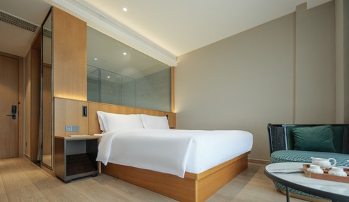 Comfort Double Room, Canal View