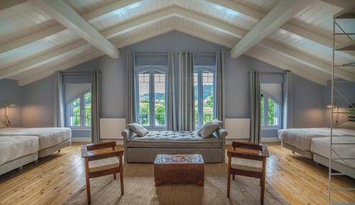 Family Quadruple Room, Mountain View
