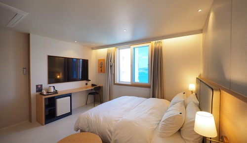 Deluxe Double Room, Non Smoking, Partial Ocean View