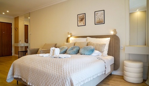 Standard Studio Suite, Pets Allowed