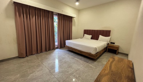 Standard Villa