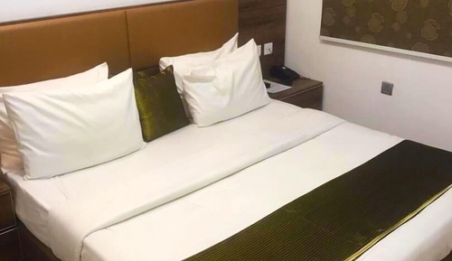 Standard Suite