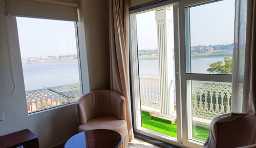 Luxury Double Room, 1 King Bed, Balcony, River View