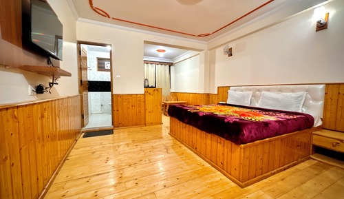 Superior Room, Garden View