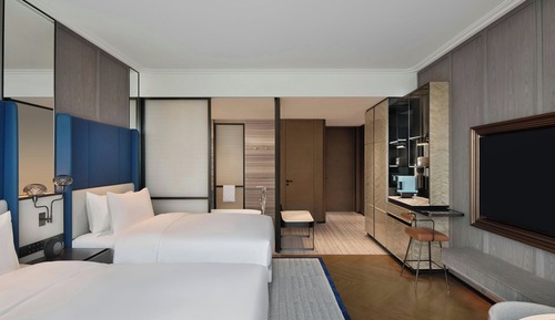 Executive Room, 2 Double Beds, Canal View
