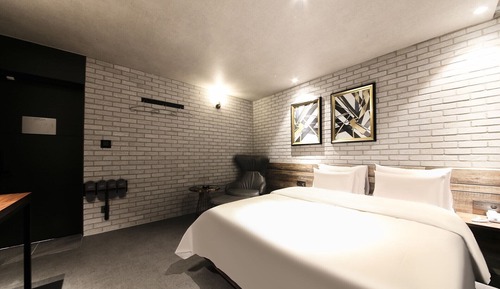 Business Double Room, Non Smoking, Private Bathroom
